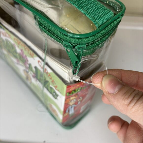 New Lab In A Bag Magic Crystal Garden Science Kit Gift Ages 8 + Rocks Homeschool - Picture 4 of 4